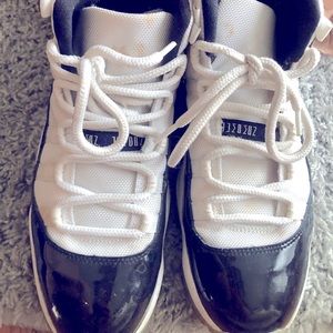 Jordan Retro 11s Black and White